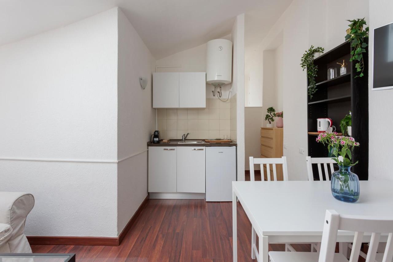 1 Bedroom Apt - Duomo 4 Milánó Kültér fotó